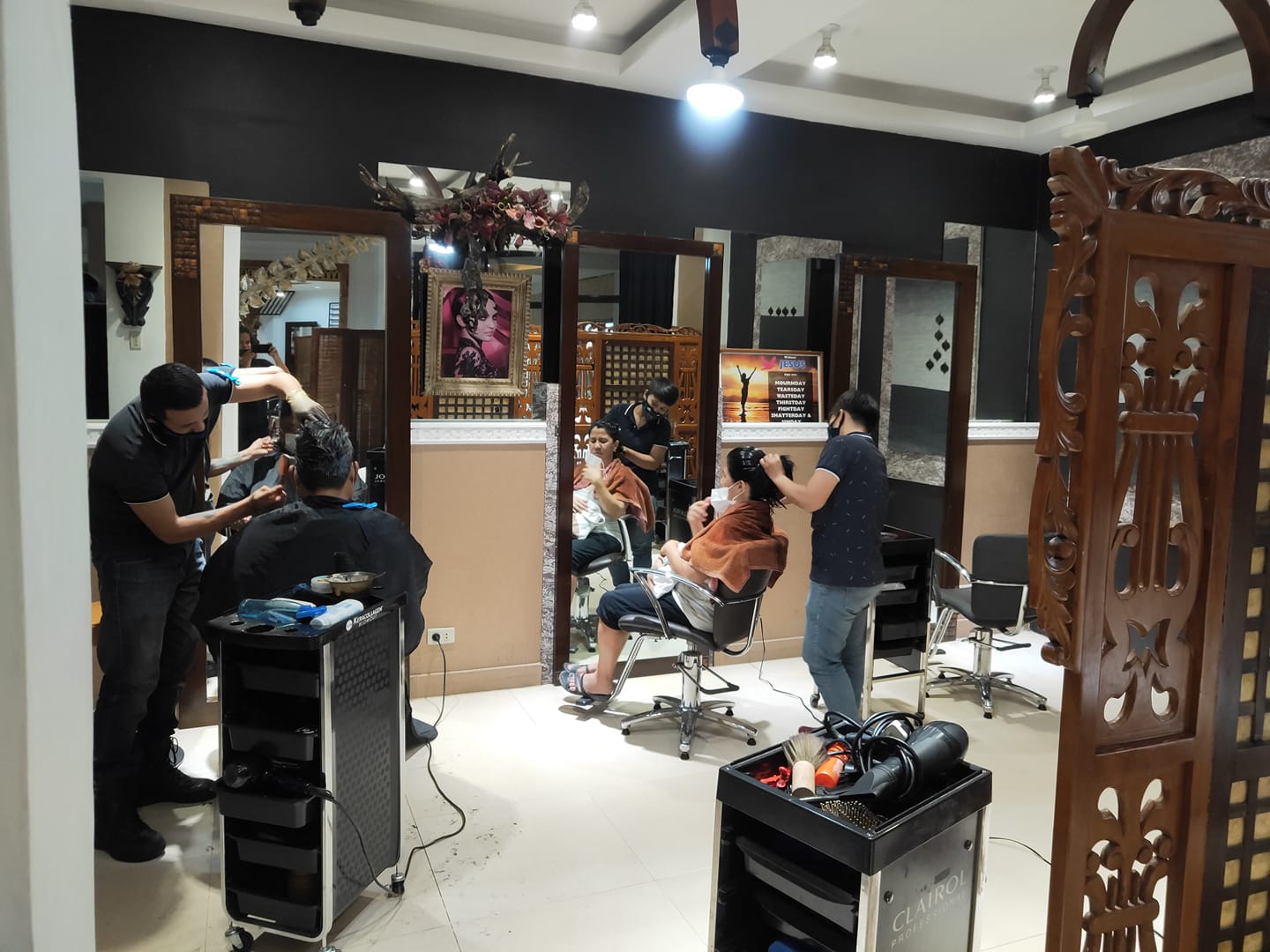 Edwin b. samot / salon chardan at The District Mall | Dasmariñas