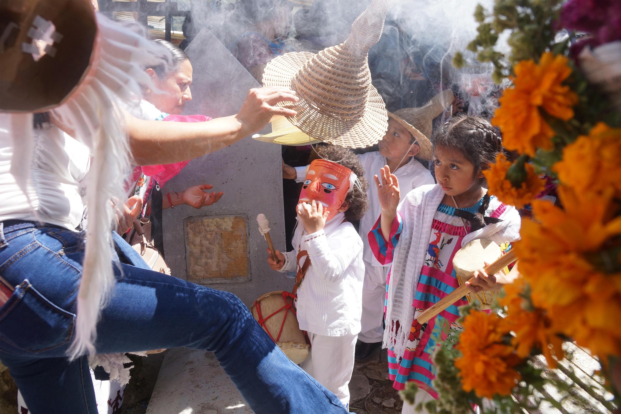 El - ️‍🔥🕯️Con ritual, inicia la llegada de las almas de los muertos en ...