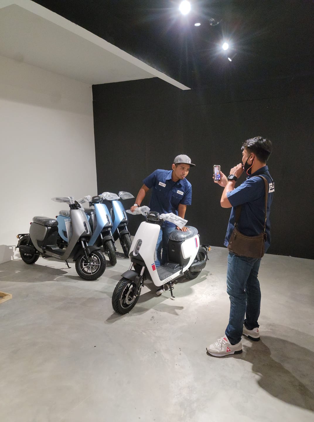 Sundiro - Yang nak datang test ride jalan malu² dtg showroom kita ...