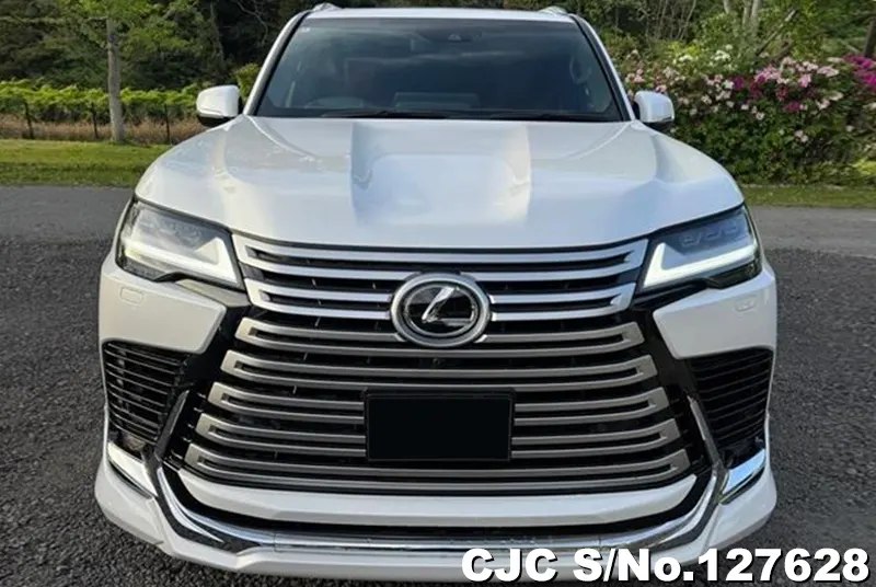 Brand New 2024 Lexus LX 600 – White | 3.5L Petrol | Automatic
