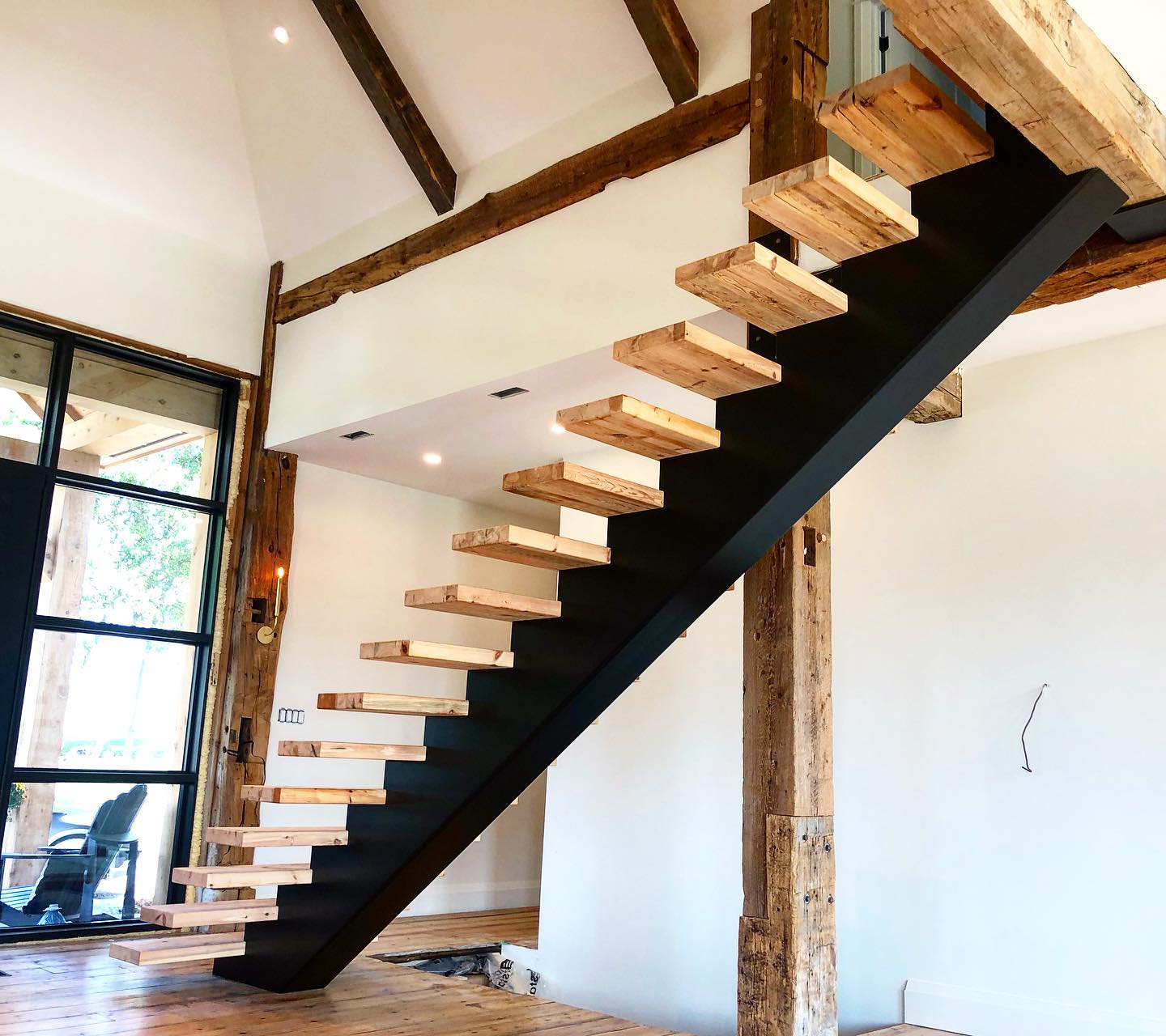 Stairhaus Inc. - Steel mono-stringer with 2-1/2 reclaimed...