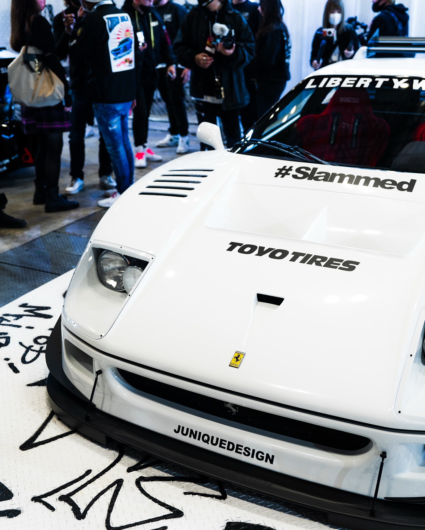 Liberty Walk F40! | #TOYOTIRES