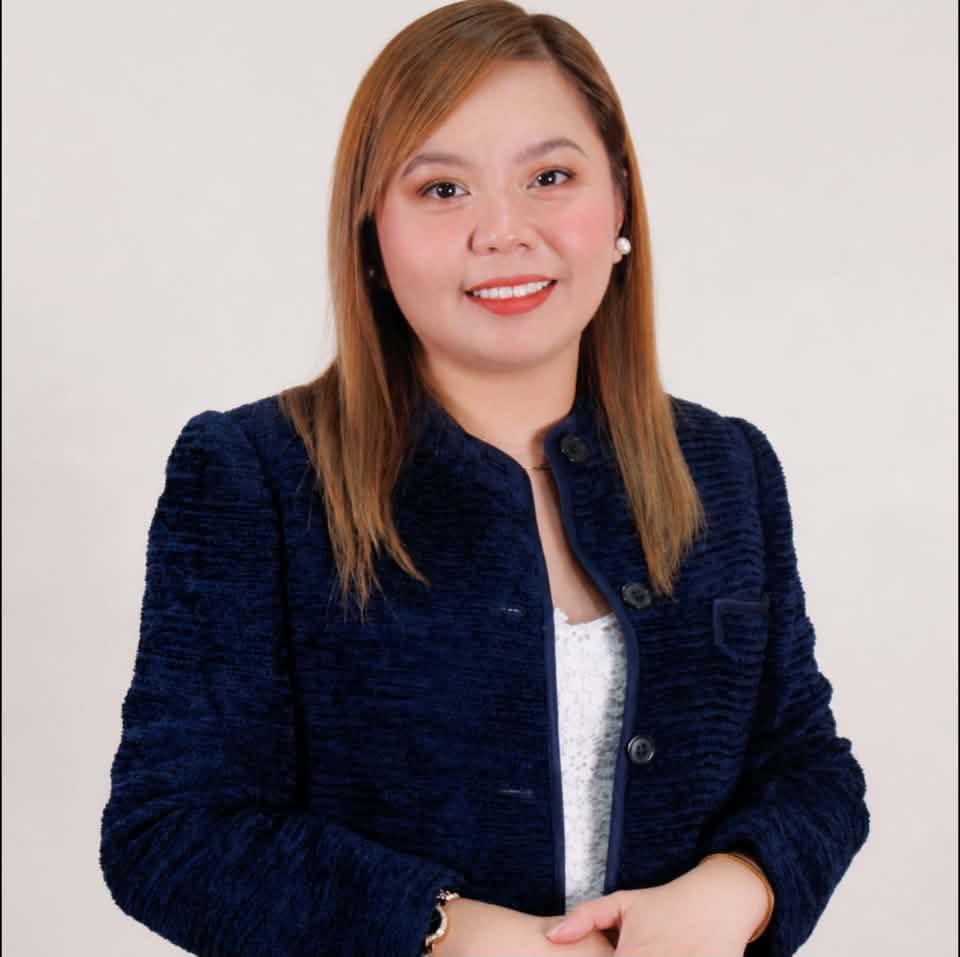 Alyssa R. Camisera