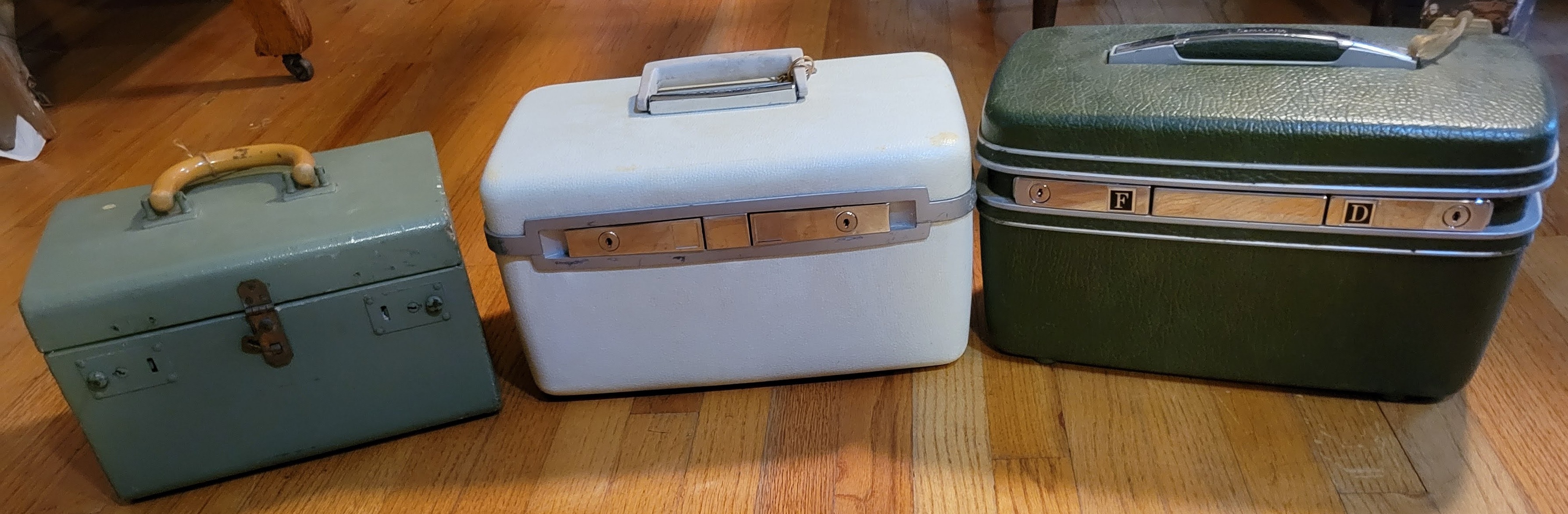Chicken Coop Collectibles... - Chicken Coop Collectibles