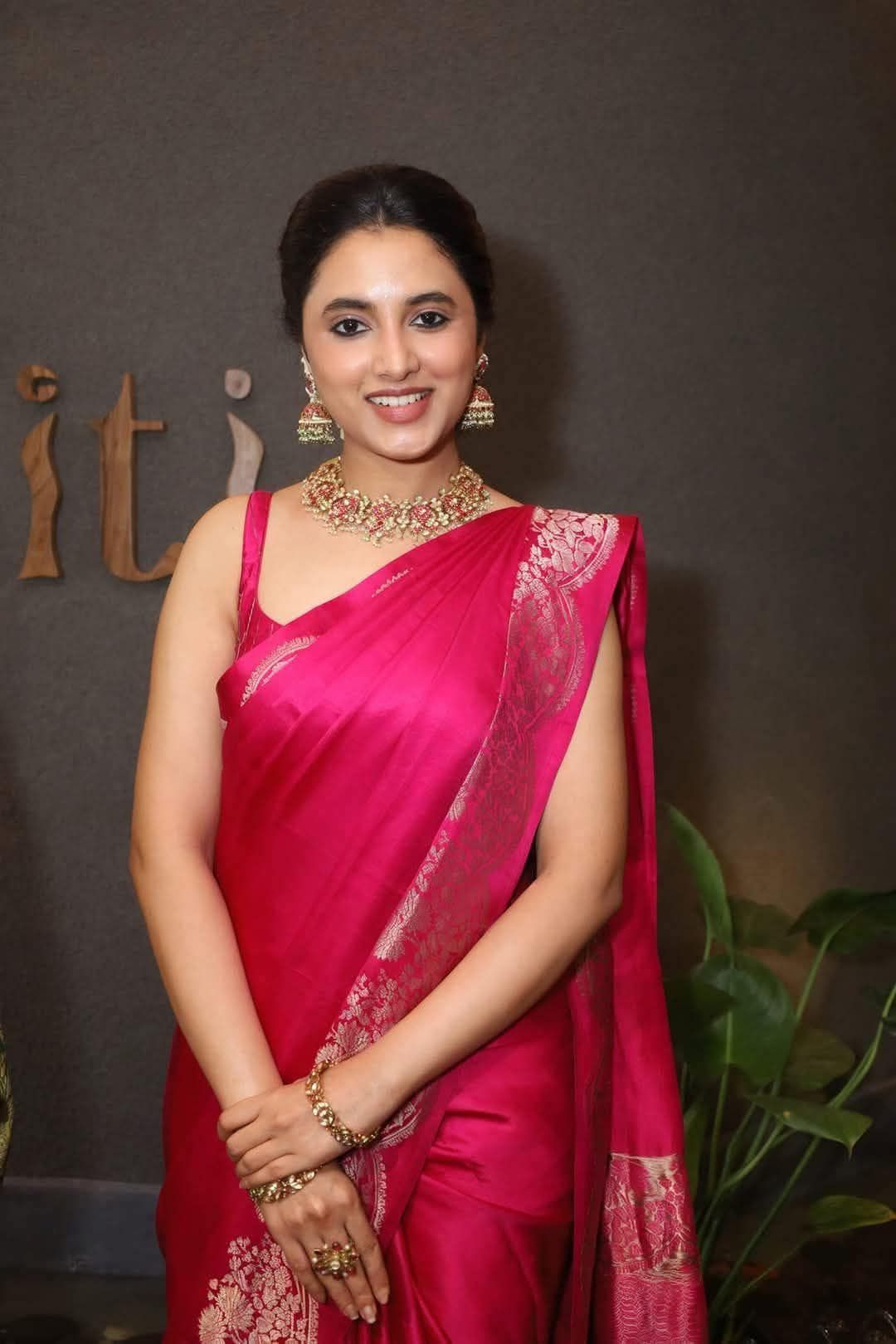 Priya Reddy - ️ #priyankamohan | Facebook