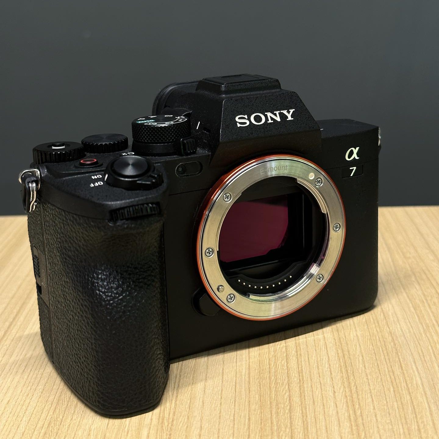 Henry's - ON HAND: Sony Alpha A7 IV Body (₱128,249.00) 33MP Full-Frame ...