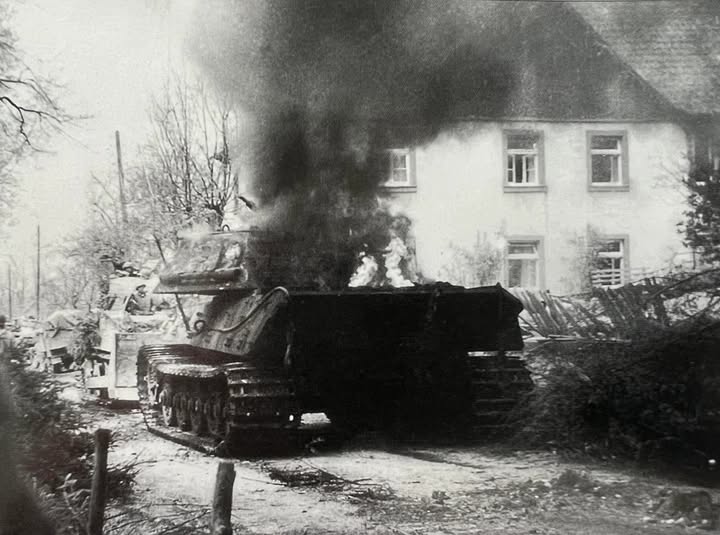 Panzer-Archeology - A Tiger II with pre production turret, of 506th ...