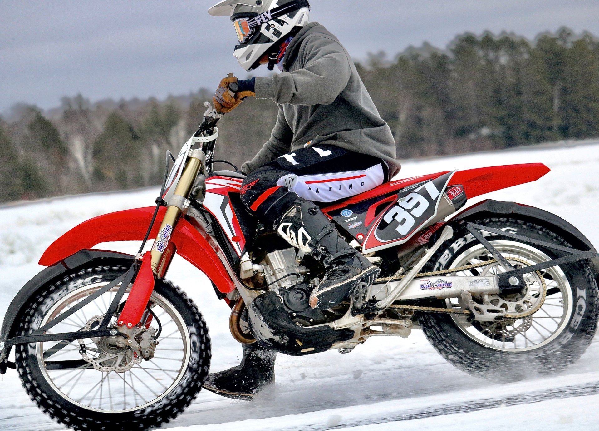 Kold Kutter - The Official - Ice racing demands precision and Kold ...