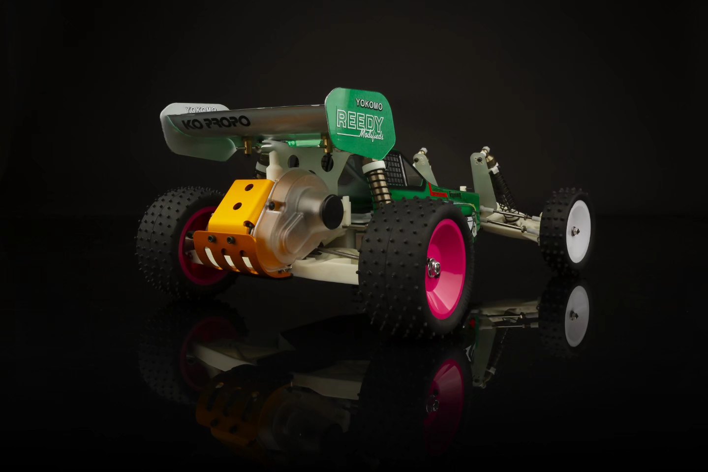 We sit down with #JayHalsey to talk about the RC10 Masami Edition