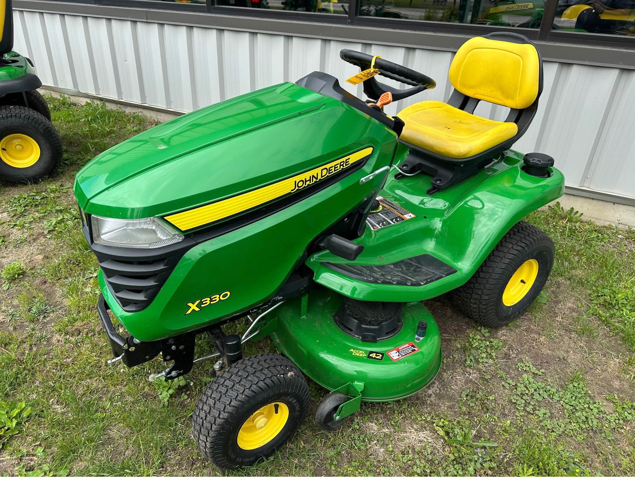 John Deere X330 mower w: snow blower - Snow Blowers - Arcadia ...