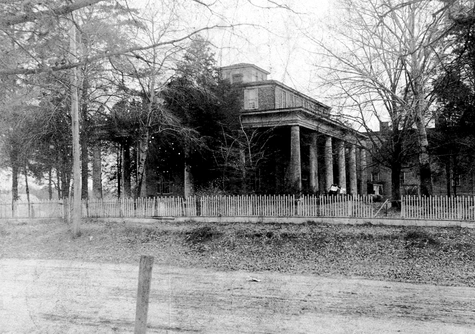 Shoals History - A 1938 photo of the remnants of a cabin on George ...