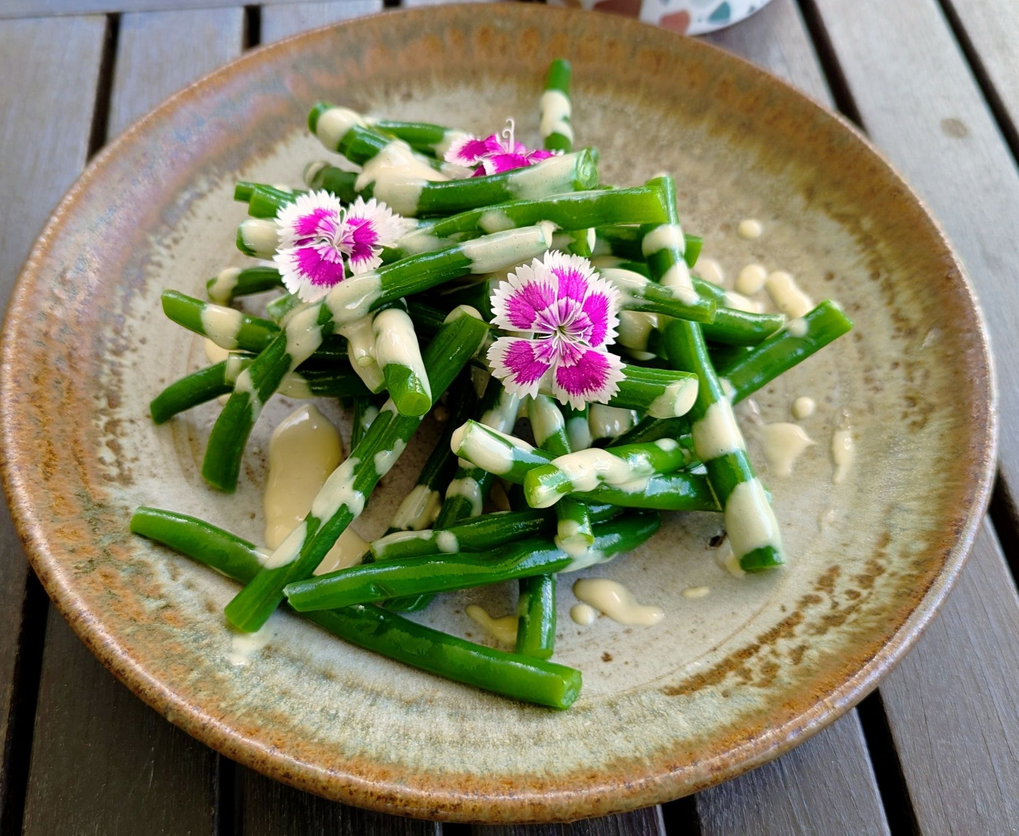 green beans mustard dressing Blanched and sweet dressing... a perfect match mediterranean green bean salad