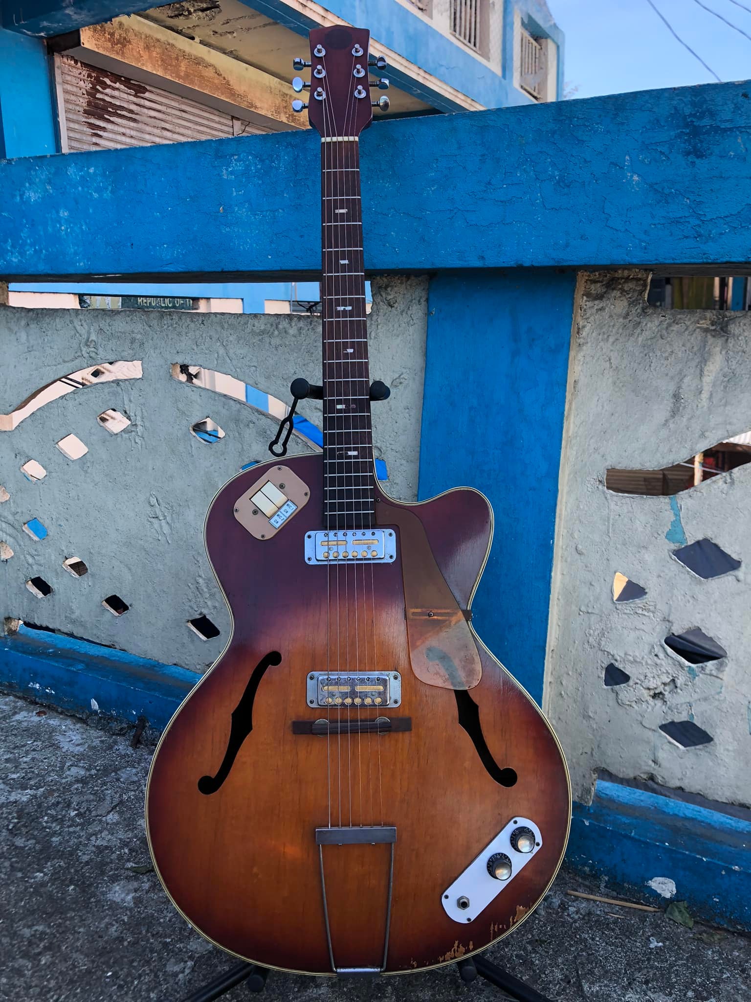 circa 1958 teisco model 14