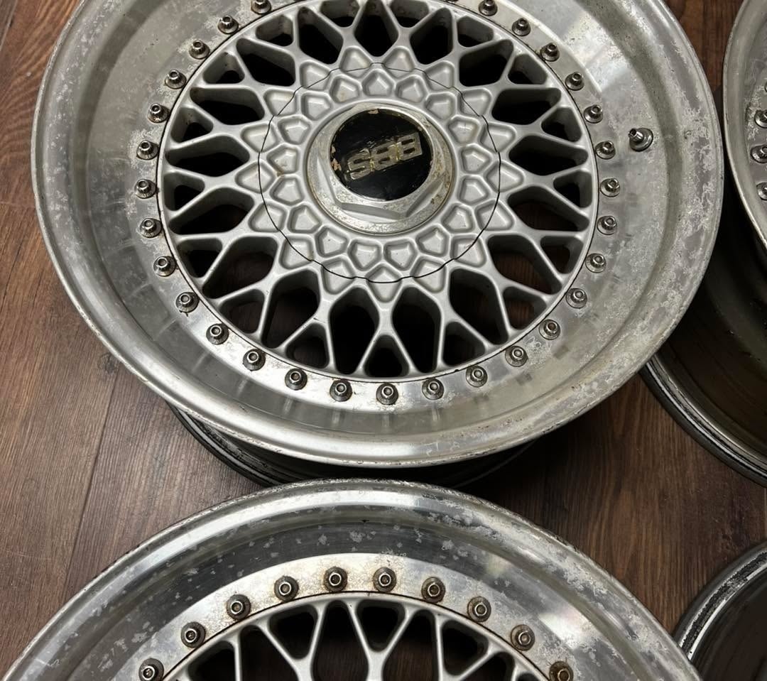 Rare wheels - Rare wheels added a new photo.