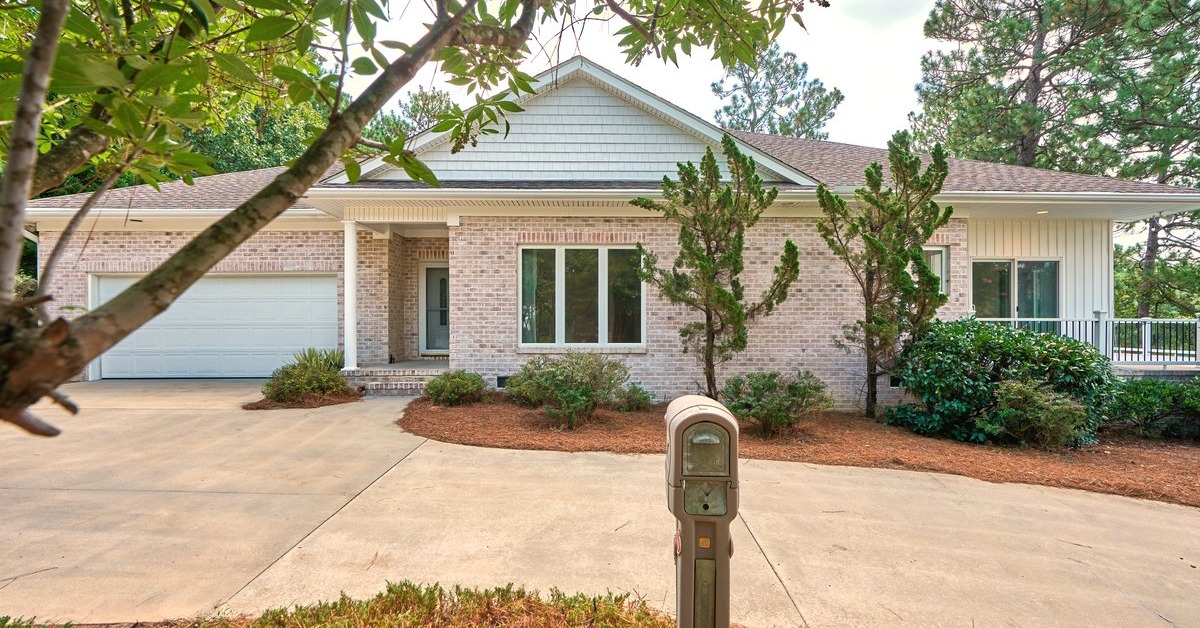 Whispering - 🏡 𝐂𝐎𝐌𝐈𝐍𝐆 𝐒𝐎𝐎𝐍 𝐈𝐍 𝐖𝐇𝐈𝐒𝐏𝐄𝐑𝐈𝐍𝐆 𝐏𝐈𝐍𝐄𝐒! End-of-the-road privacy ...