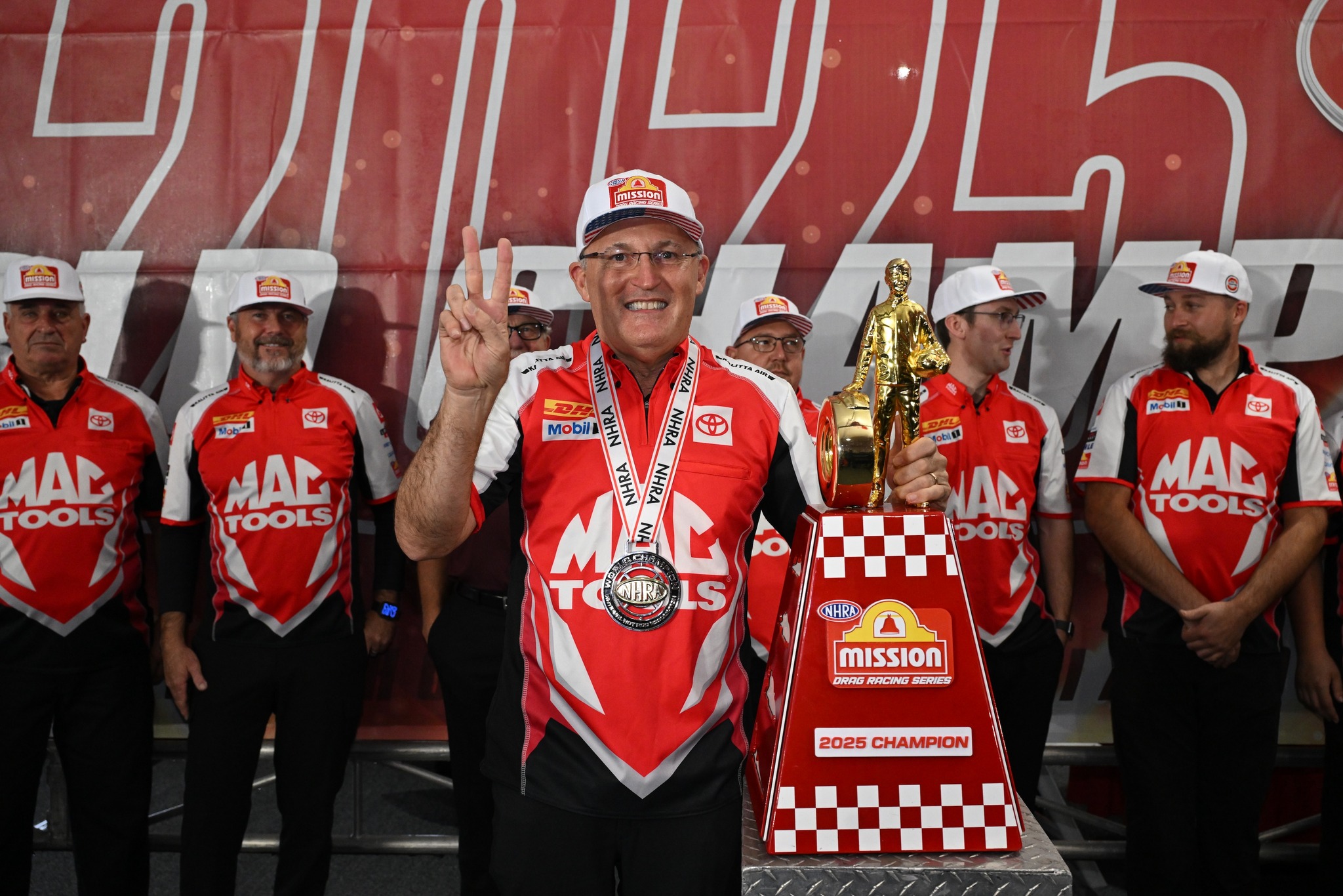 Racing - Team Kalitta Top Fuel Drivers Finish One-Two in Points After ...