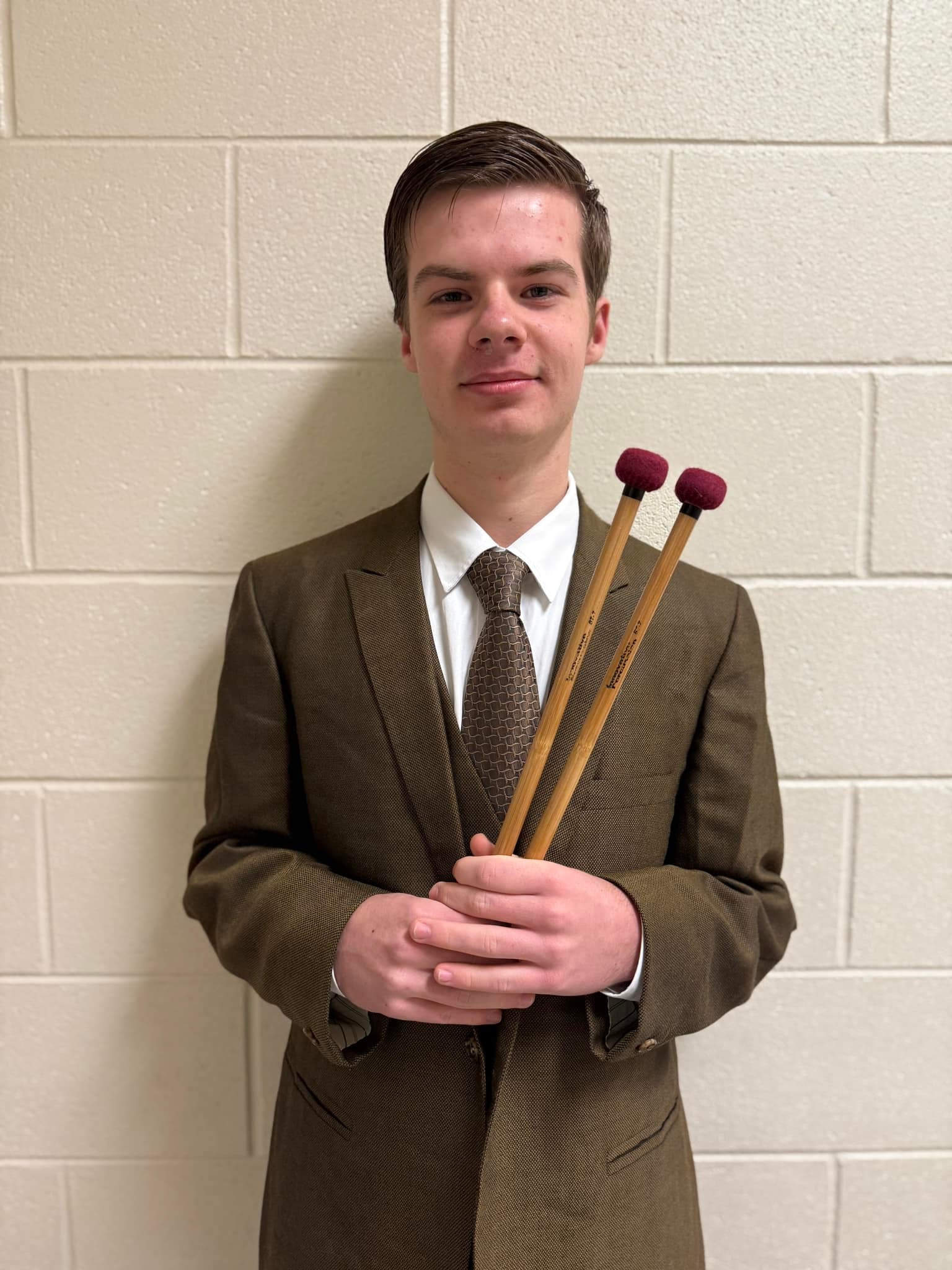 Nice job to Justine and Cheyanne who spent the day at Paint Valley for Woodwind Clinic Day! They worked with professional musicians (one of which was Chillicothe's own Morgan Frederick!) in sectionals