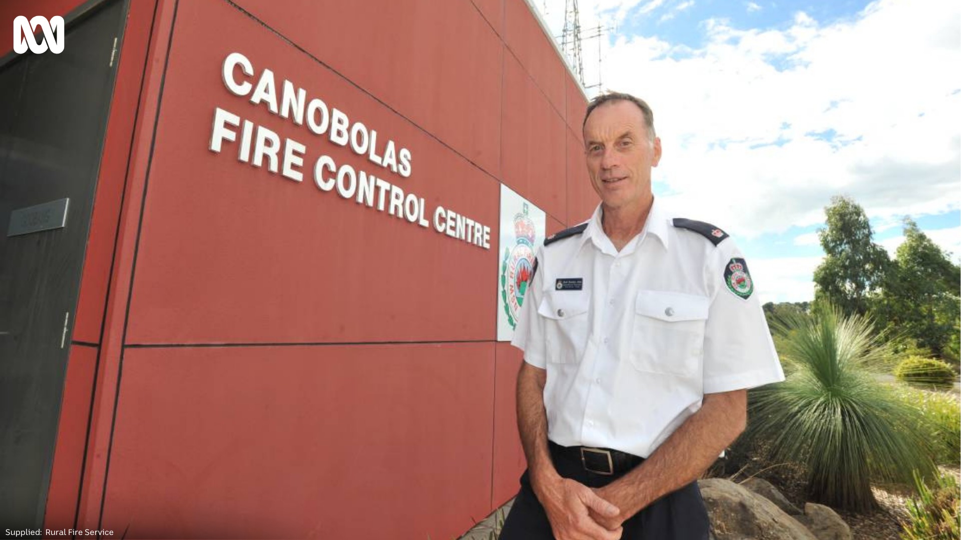ABC - Veteran firefighter Brett Bowden retired this week after 30 years ...