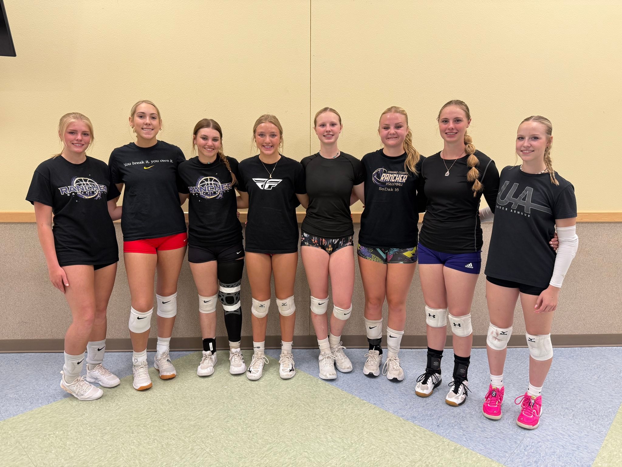 Harding County Volleyball 