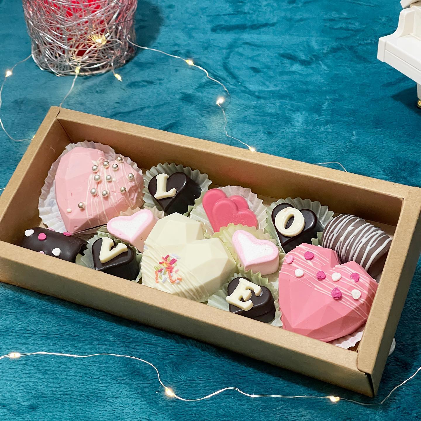 Choco Moco - 🎀Pinky chocolate bomb🎀 🎈3ш зүрхэн бомбо...