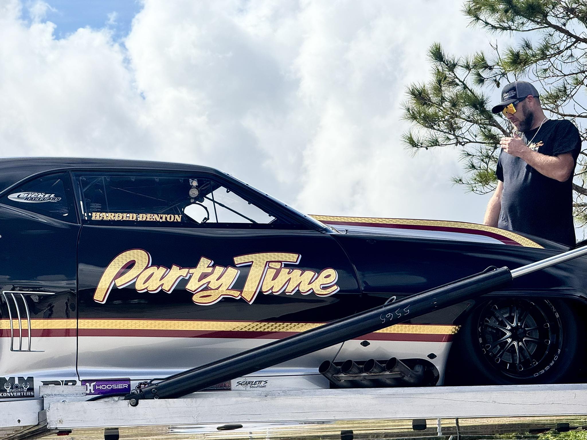 Party - The #PARTYTIME CAR with Harold Dentons name on the passenger ...