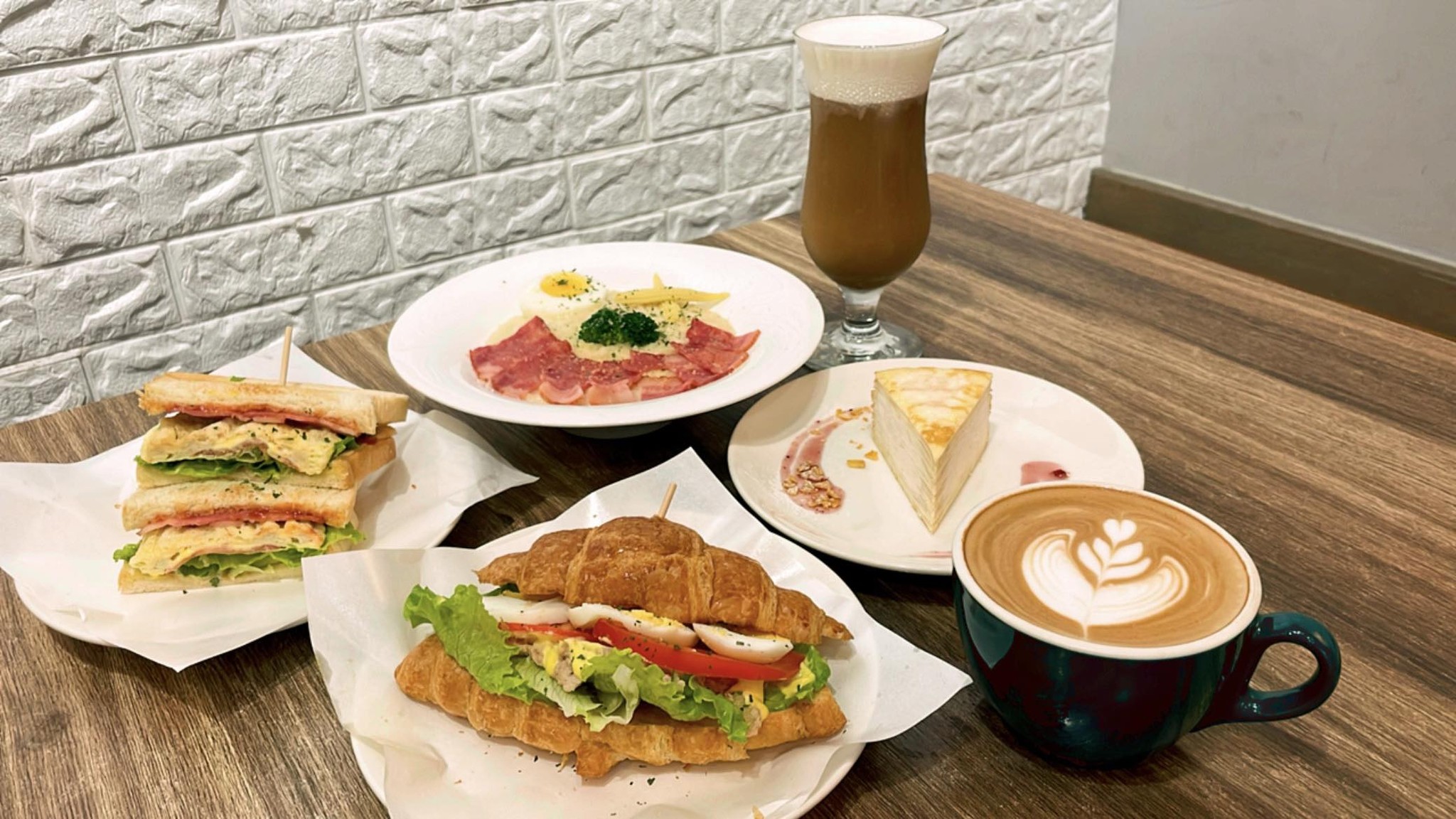 富禾康無油炸飯包 - #烤照燒雞腿 $𝟏𝟐𝟎 𝑹𝒐𝒂𝒔𝒕𝒆𝒅 𝑪𝒉𝒊𝒄𝒌𝒆𝒏 𝑫𝒓𝒖𝒎𝒔𝒕𝒊𝒄𝒌... | Facebook