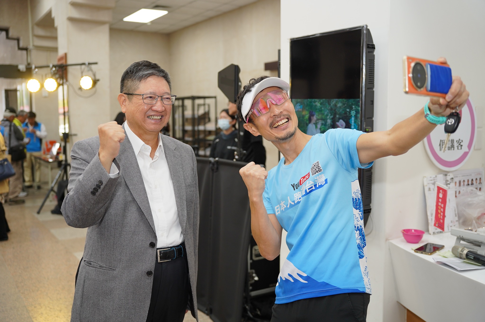 新竹縣政府 - 🌸竹東第一場馬拉松！2026左岸竹東櫻花馬拉松啟動！ 跑友敲碗多年的願望終於實現！... | Facebook