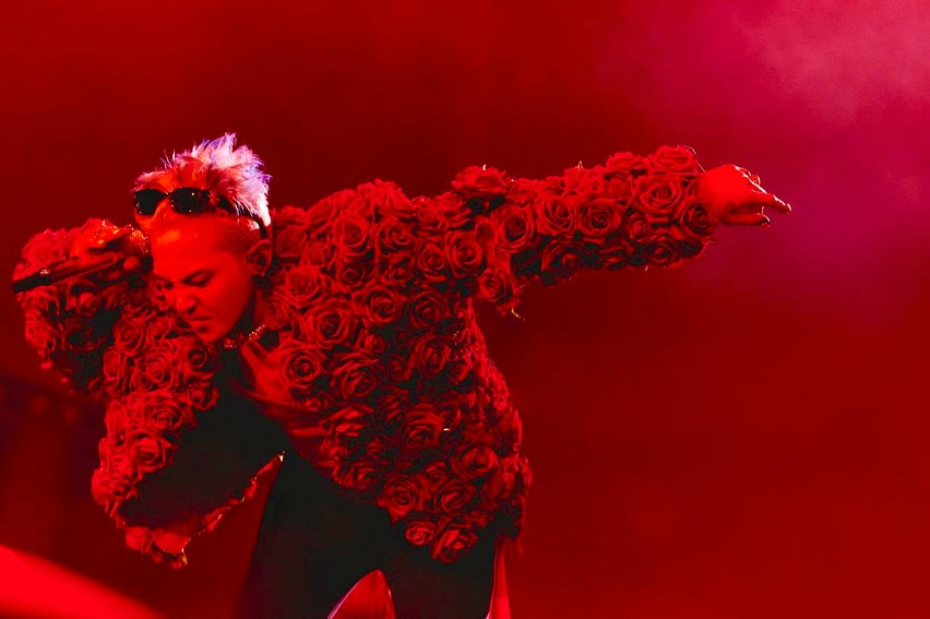 LEGENDARY NIGHT WITH THE KING OF K-POP 👑💛 K-pop icon G-Dragon