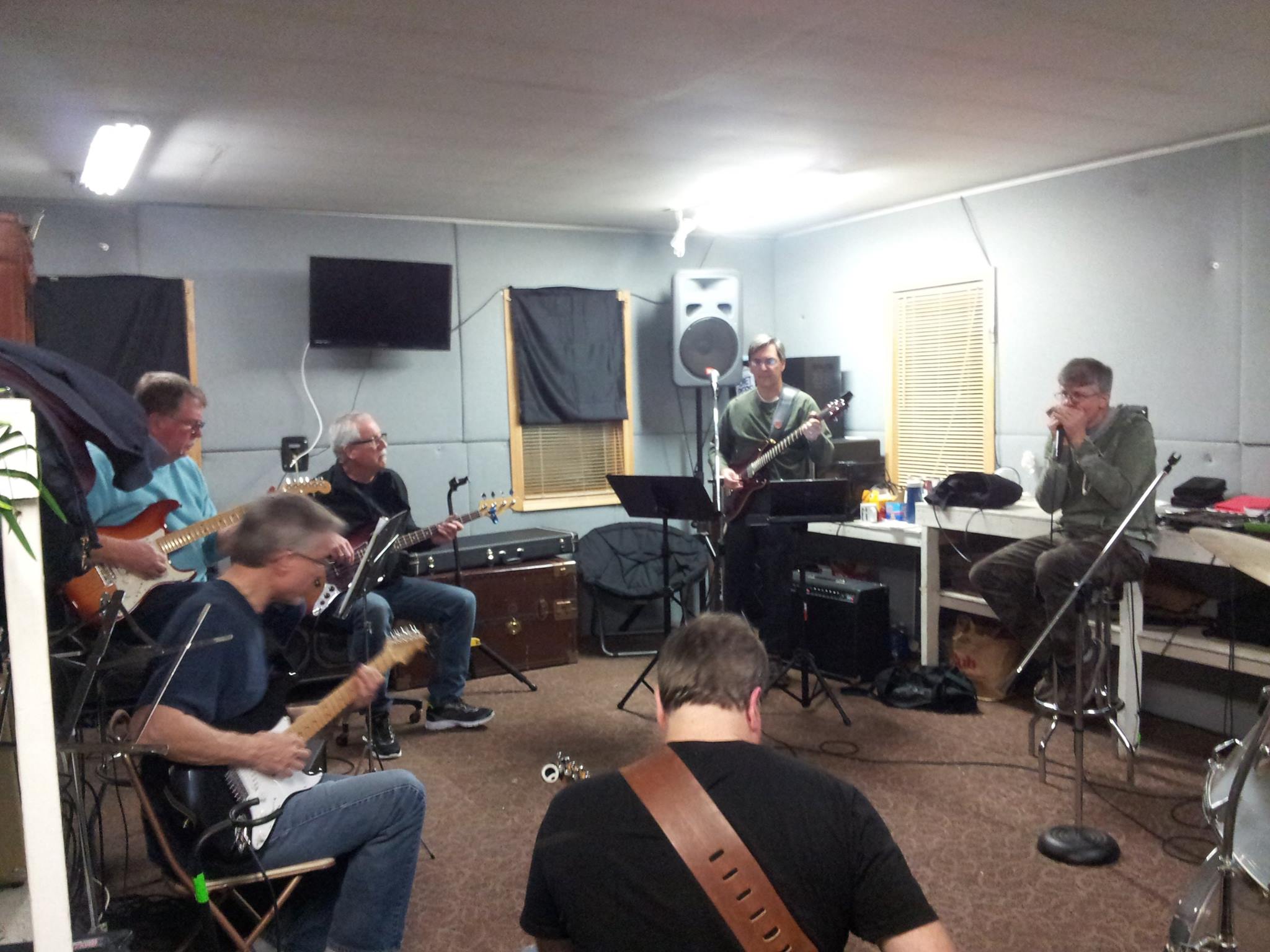 Open jam at BDMMC Clubhouse 3pm Sunday 2832 E. Broadway All are 