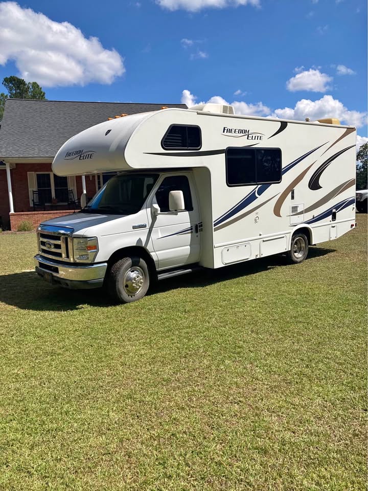 Full-Time RV Living Community | For Sale: 2016 Freedom Elite 23 ft ...