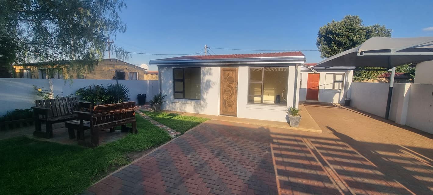 Rdp house to rent - Property Rentals - Daveyton, Gauteng, South Africa ...