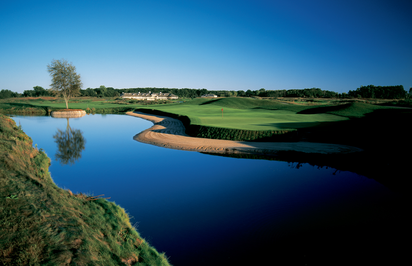 Eagle - Reminiscing on a time when these fairways were calling our name ...