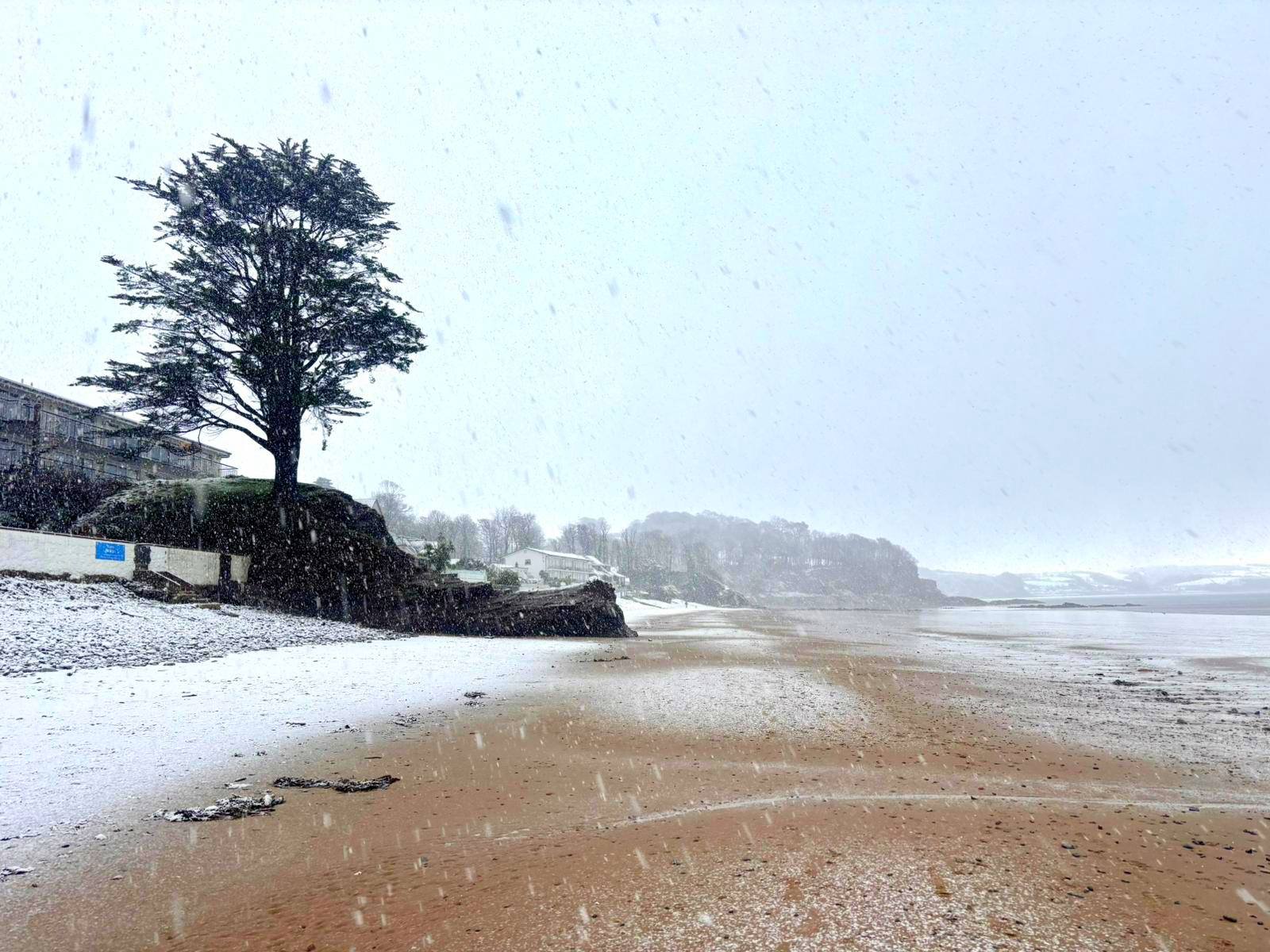 love-saundersfoot-bay-added-a-new-love-saundersfoot-bay