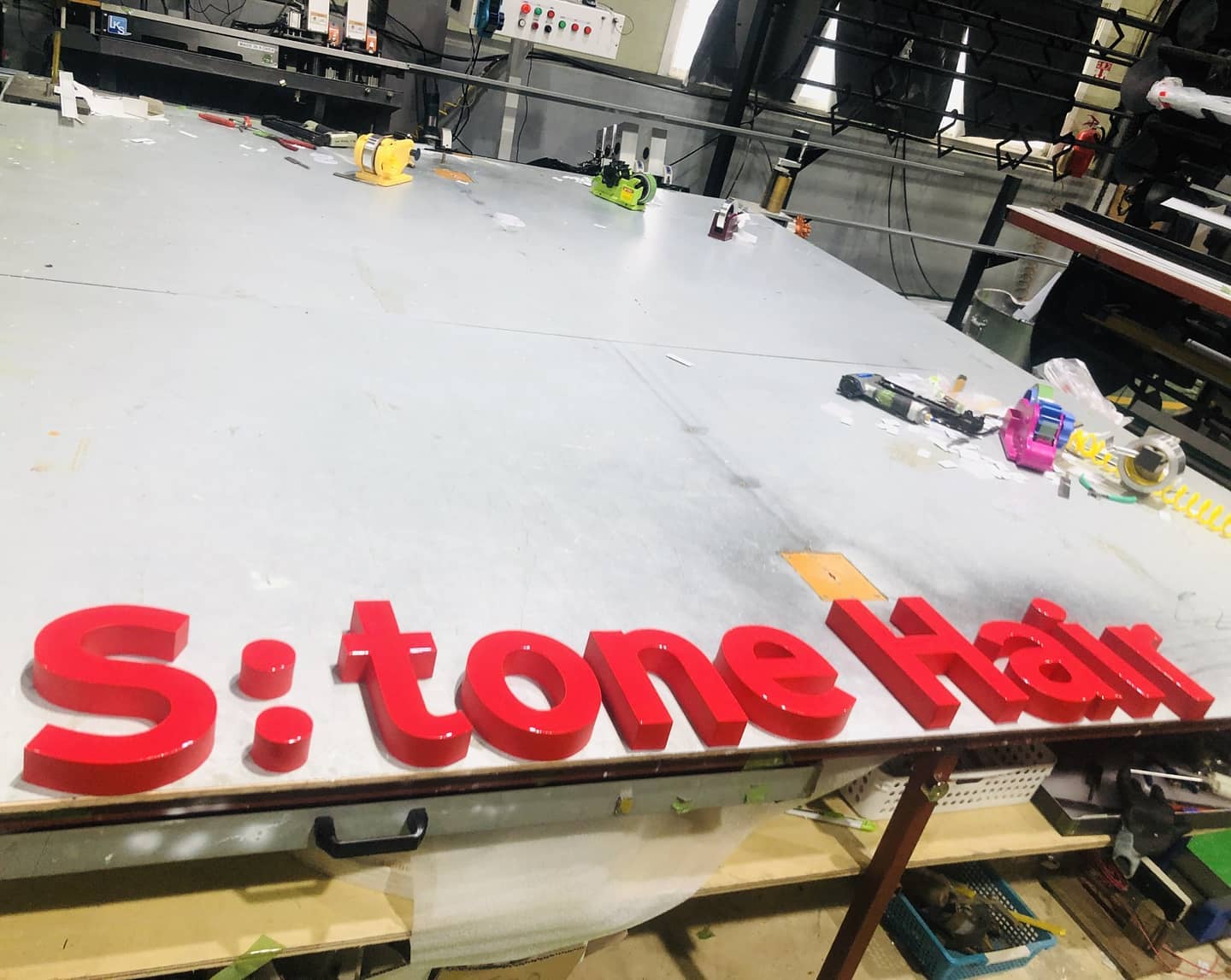 LKS Technology - Epoxy resin channel letter / trimless... | Facebook