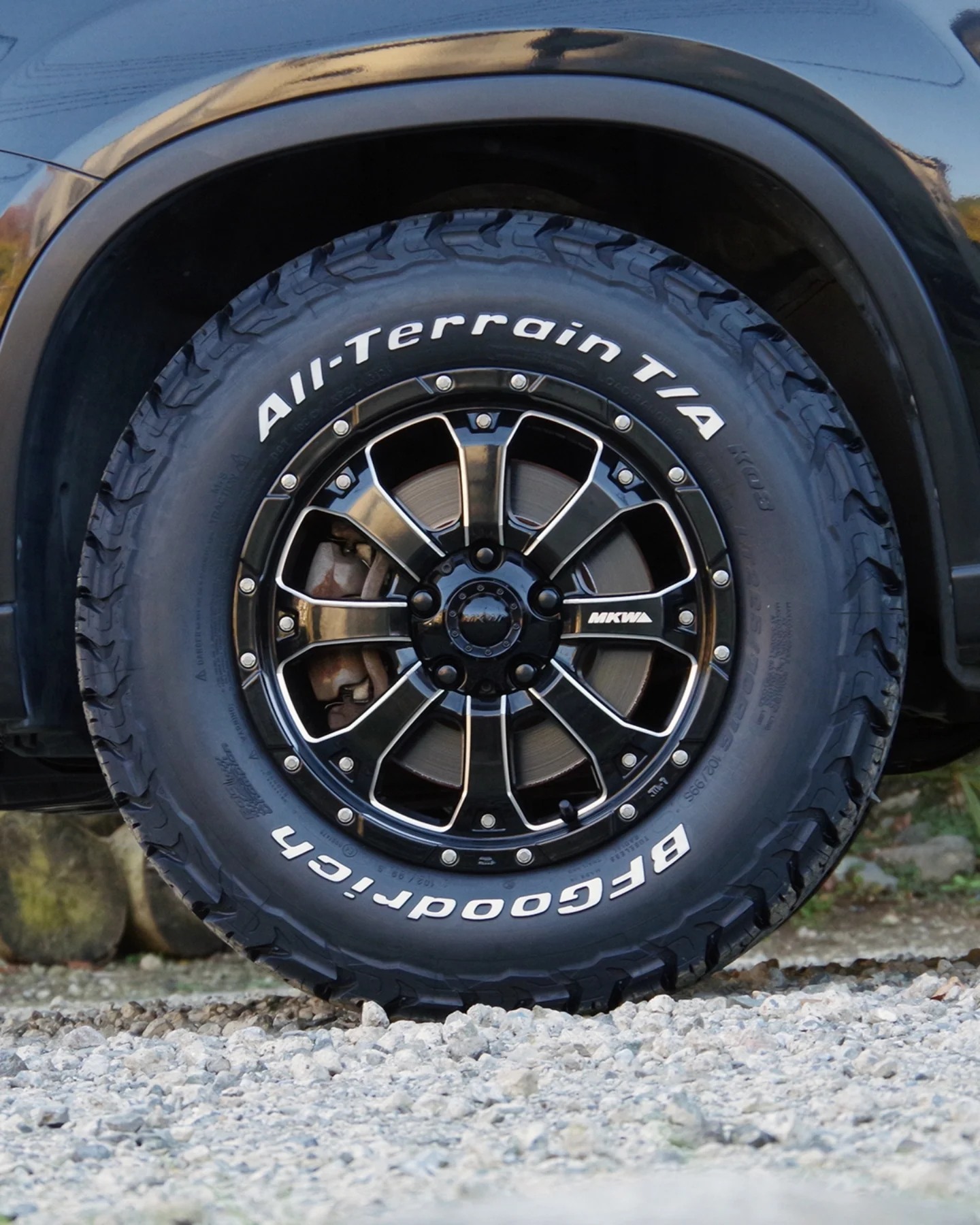 T31エクストレイル MKW MK-46M/L+ Milled Black 16inch BF Goodrich 