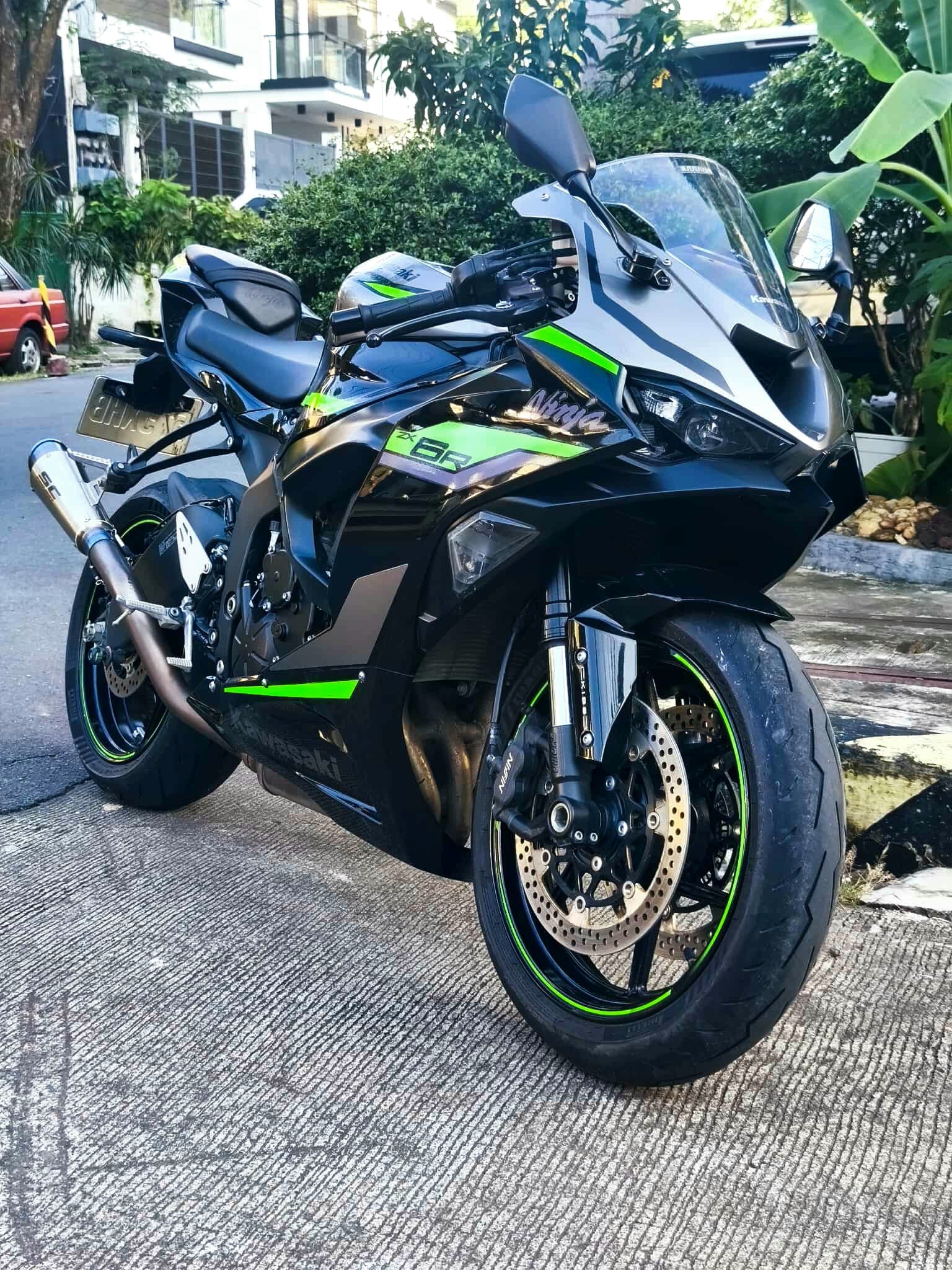 Good as New, 2k mileage For sale or swap sa lower unit plus cash