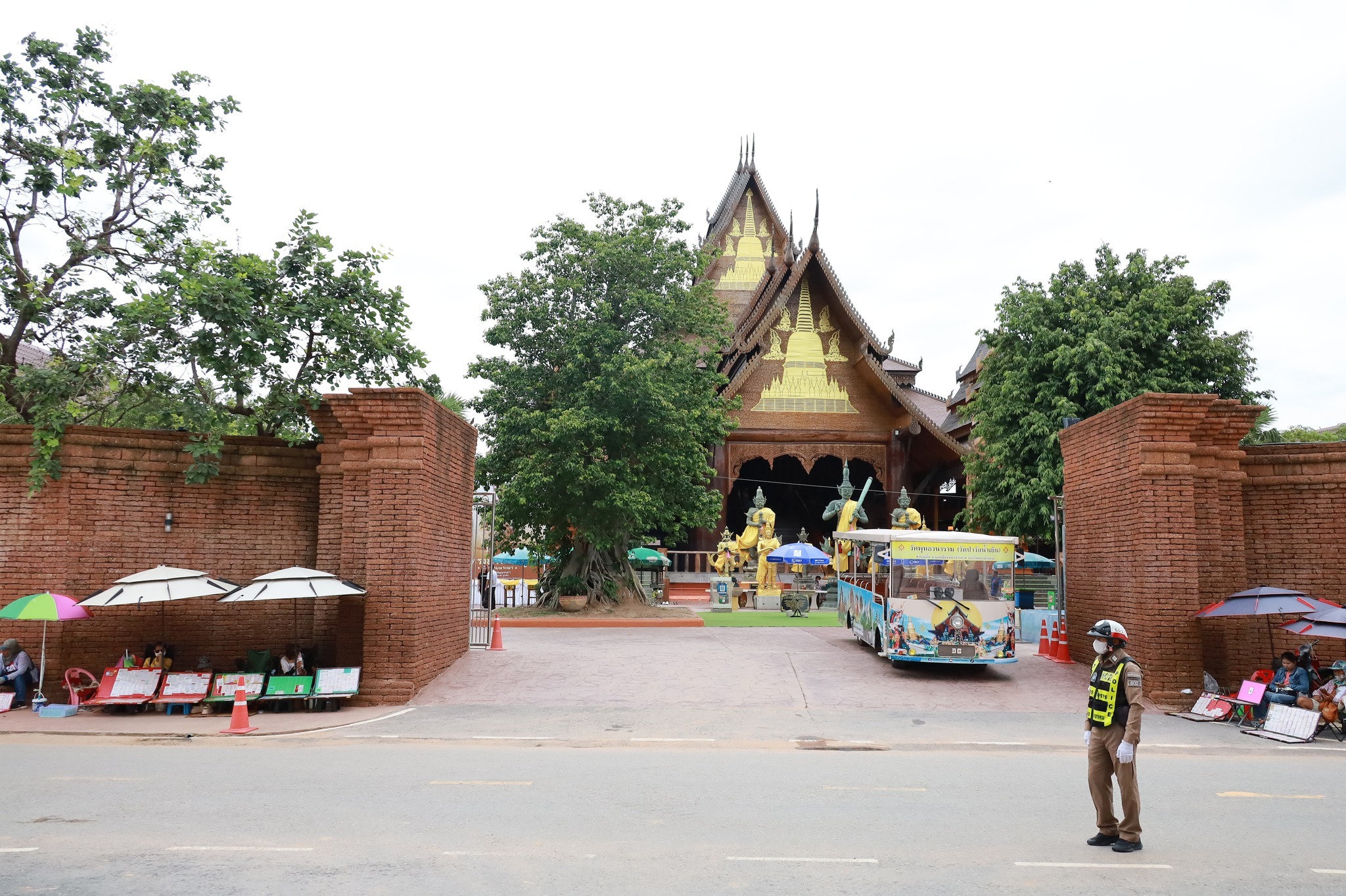 วัดป่าวังน้ำเย็น... - วัดป่าวังน้ำเย็น จังหวัดมหาสารคาม