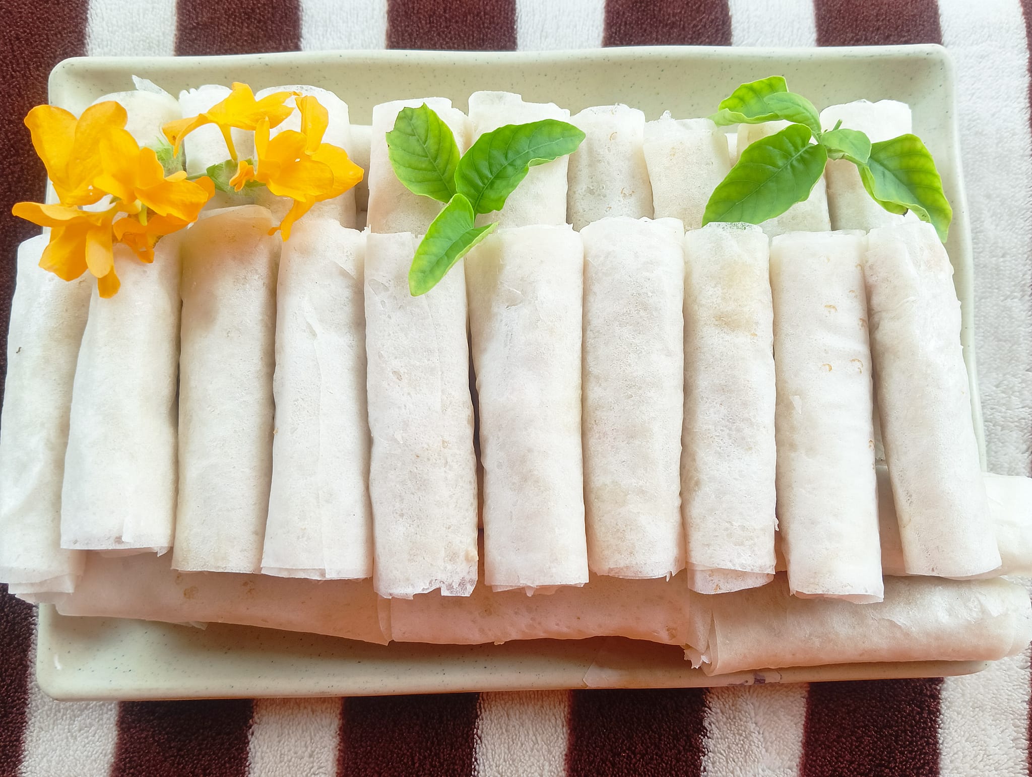What Is LUMPIA? Lumpia are fried... - AA's Homemade Foodies | Facebook