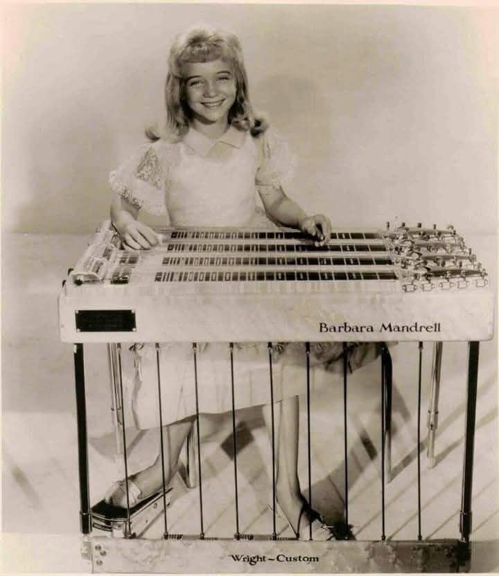 Country - MONDAY MEMORIES!!! A very young Barbara Mandrell sitting ...