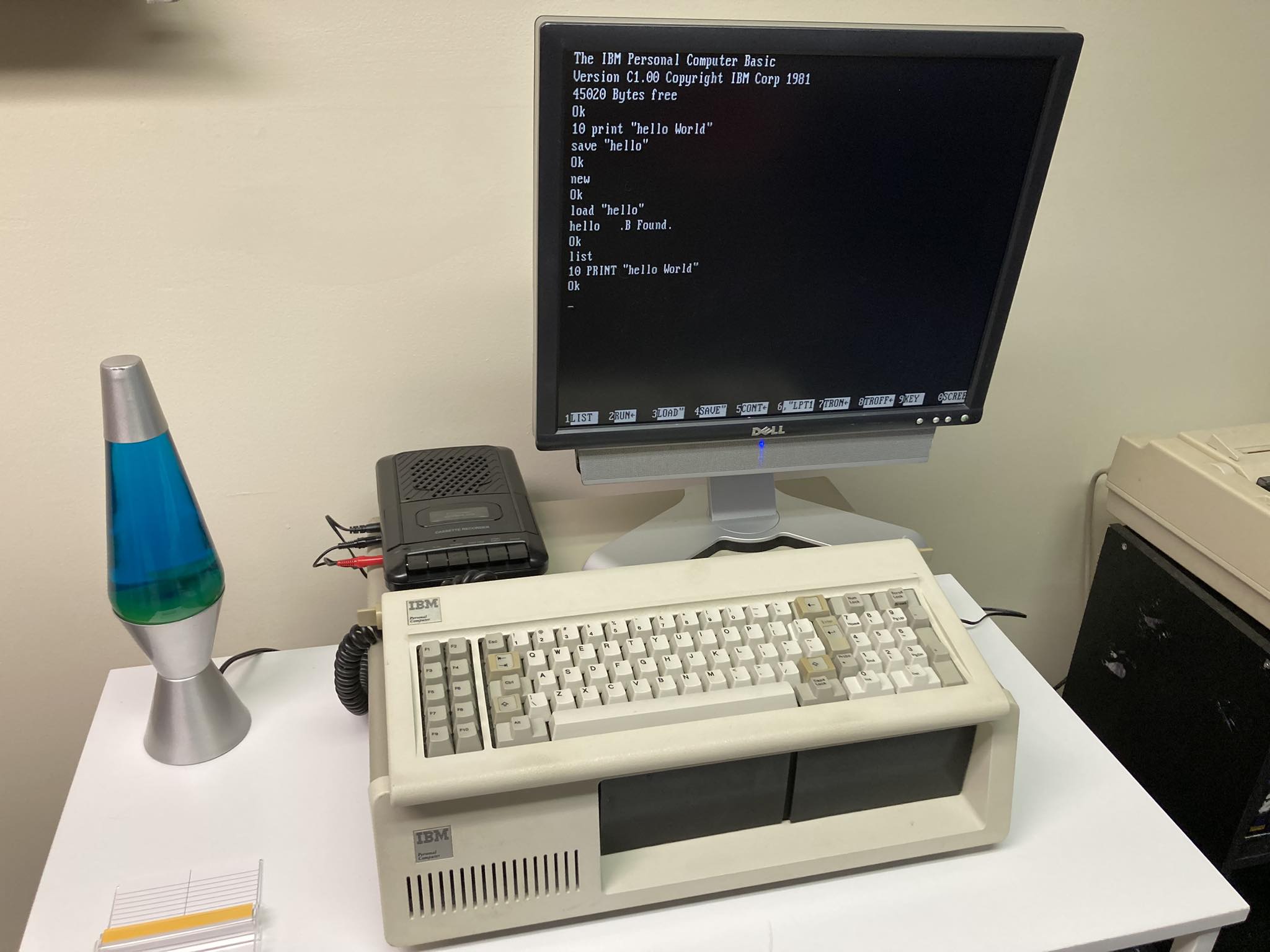 yu様 IBM PC with cassette basic in action