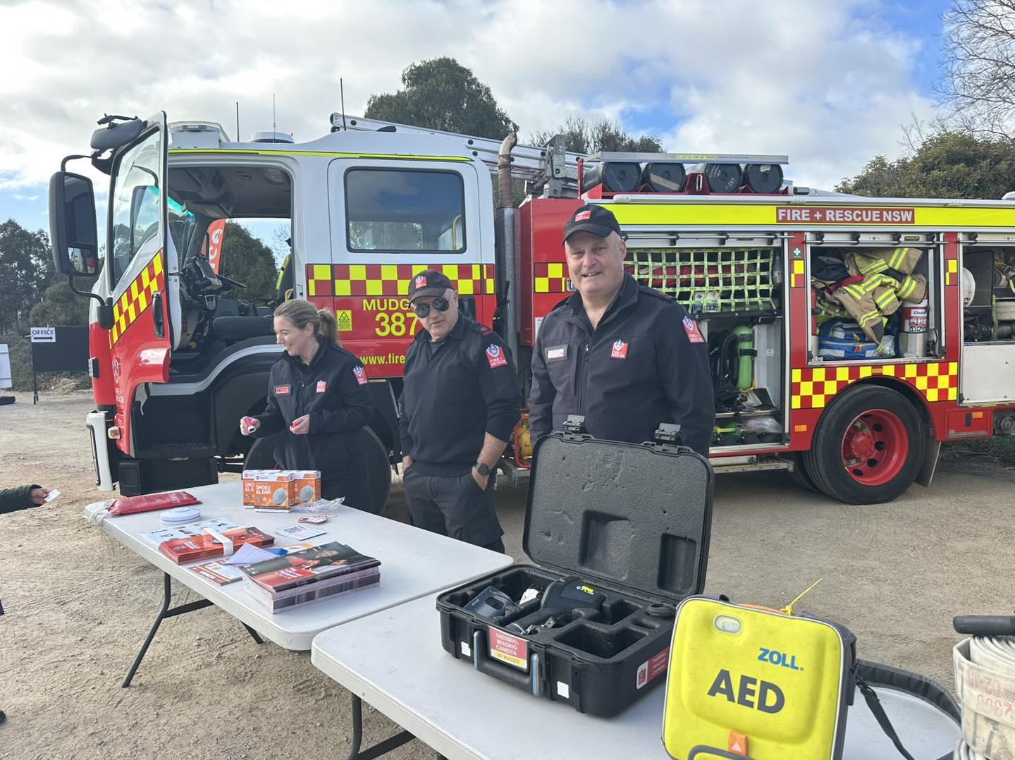 Fire and Rescue... - Fire and Rescue NSW Station 387 Mudgee