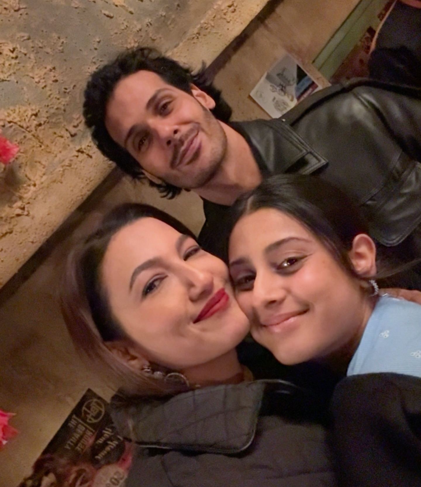 Gauahar - With my cuties on the last day of shoot ! #emothrowback Don’t ...