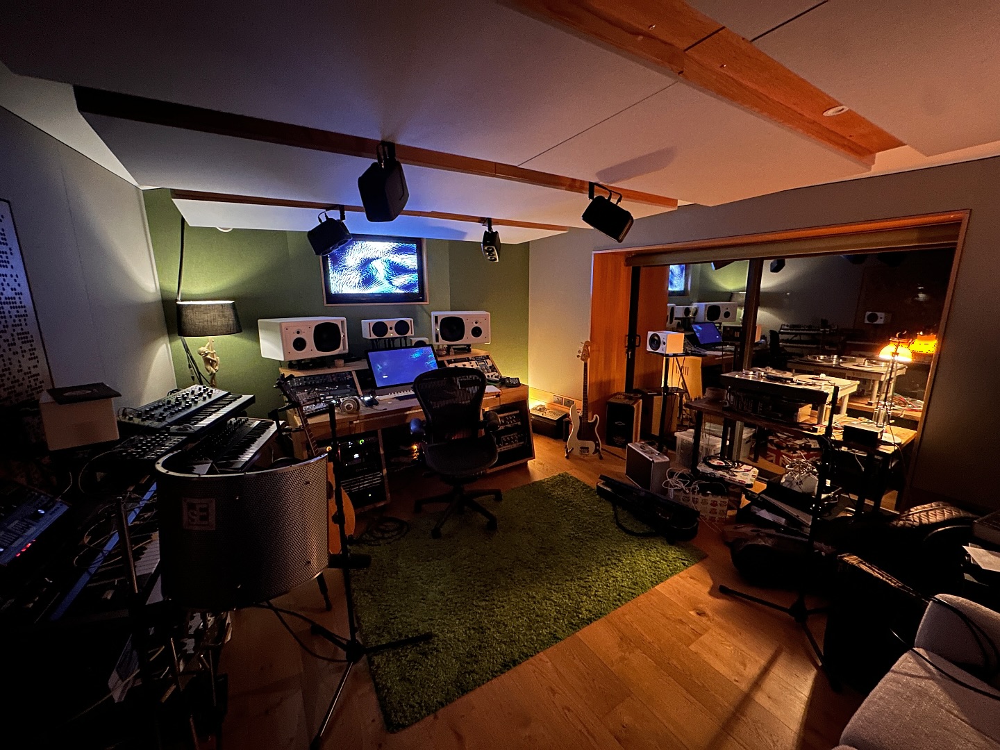 Mastering.com - ⭐️ STUDENTS’ SPACES ⭐️ Take a look at what The Reverse ...