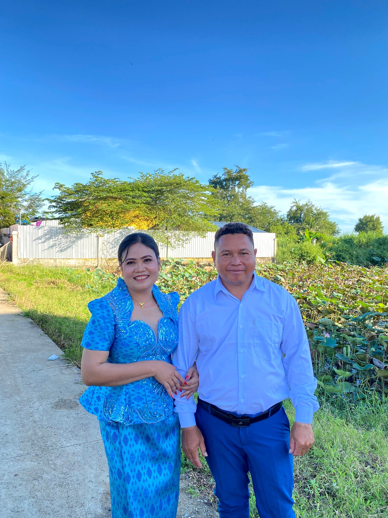 ស៚ លីហ្សា៚