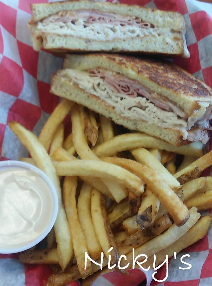 Nicky's Good Eats & Treats | Two Rivers WI