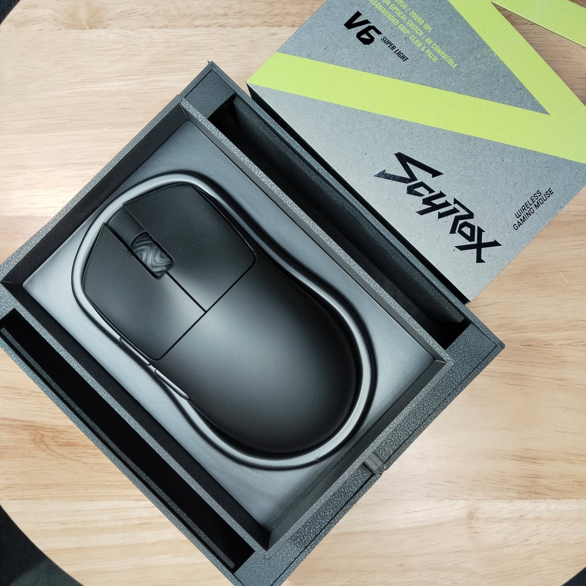 Scyrox V6 Wireless 8K Superlight Gaming Mouse Black/Blue: ₱3,500 