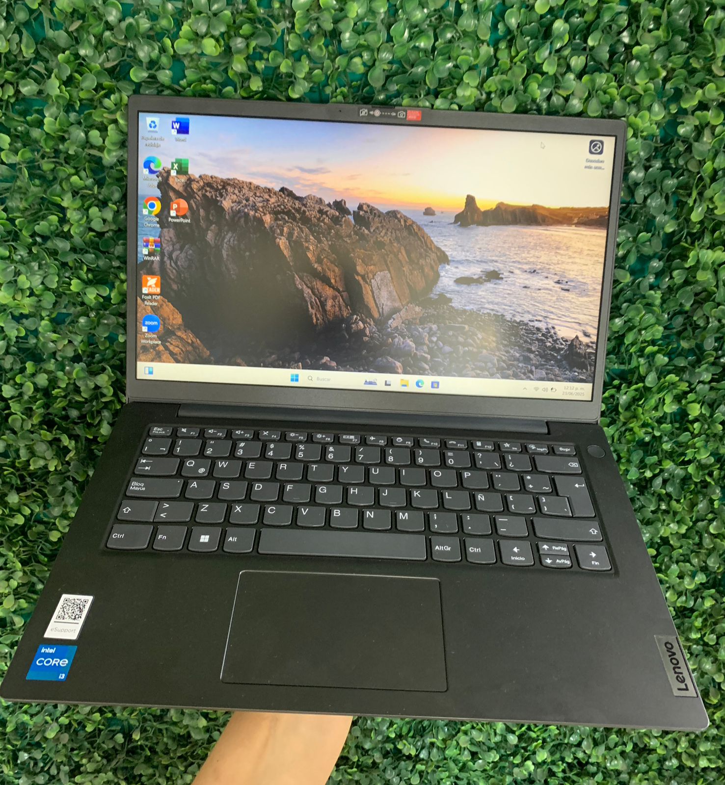 💻 Laptop Lenovo V14 G3 NUEVA 💻 ⚙️ Intel Core i3-1215U de 12va Gen 🚀 💡 ...