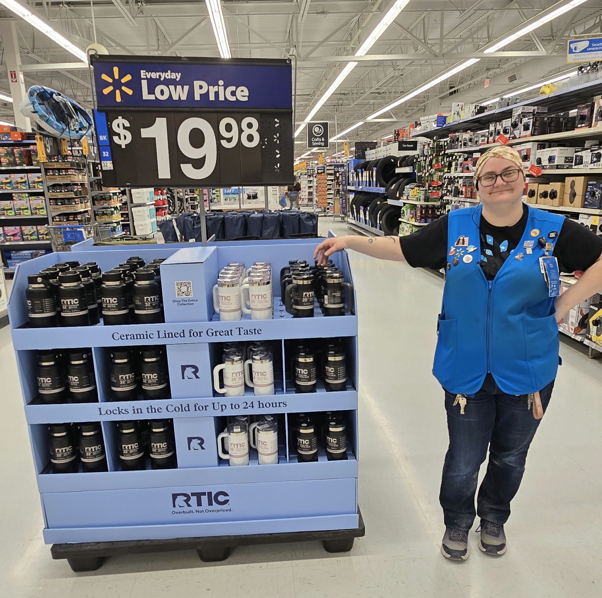 Walmart Escanaba - We're hiring here at Walmart 2522. As an associate ...