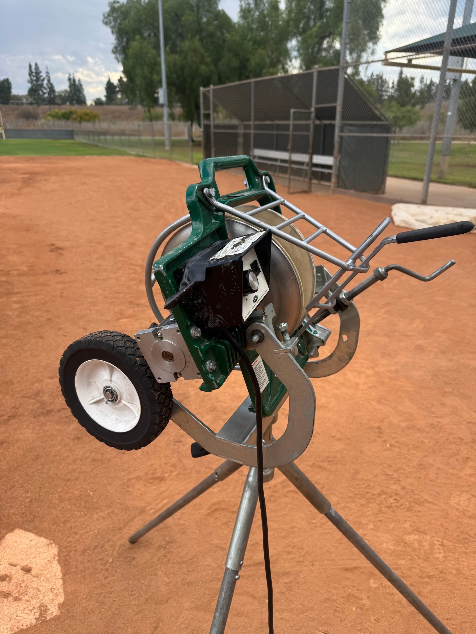 ATEC Rookie Defense Baseball Machine - Great Condition - Pitching ...