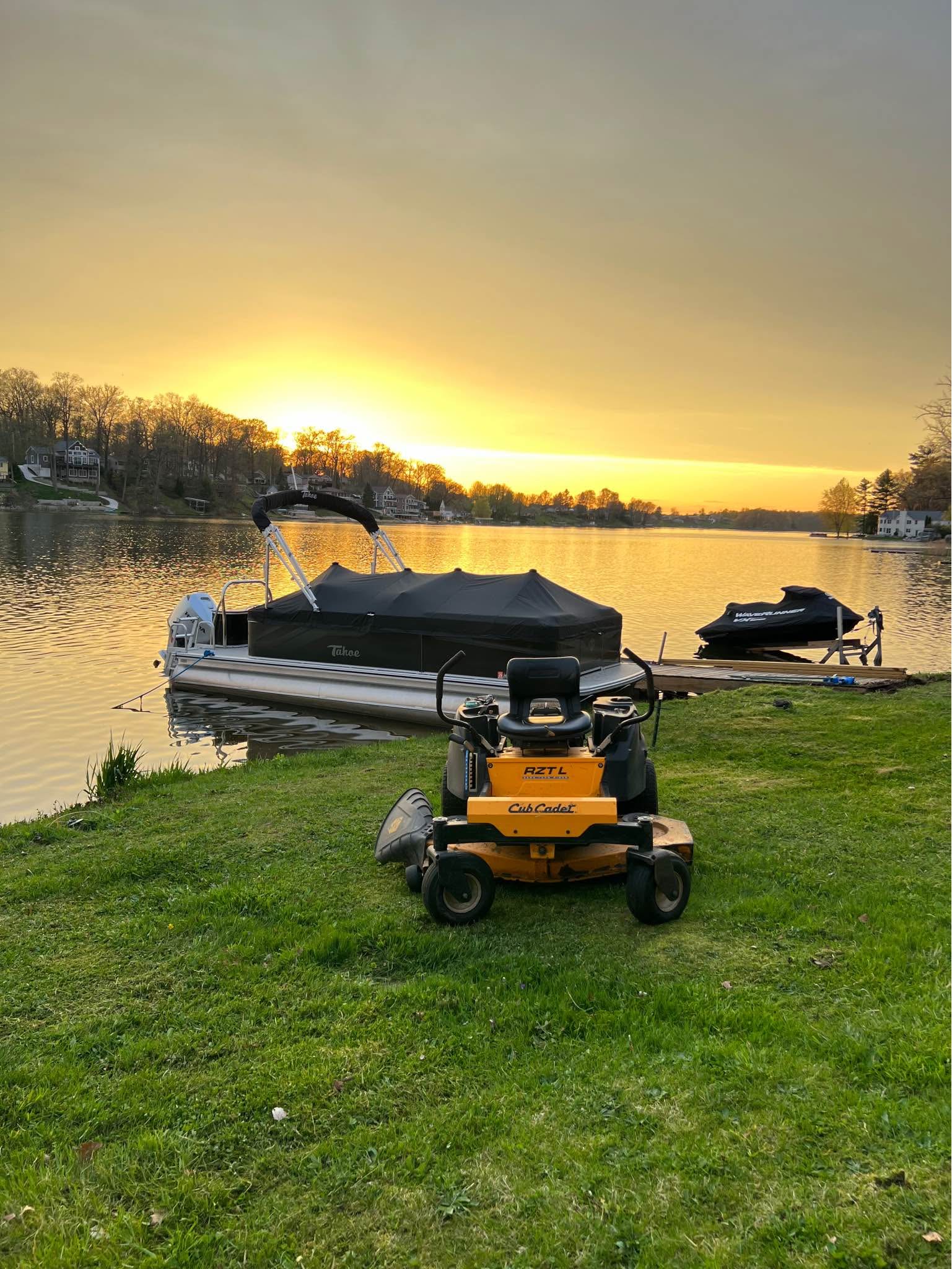 2023 Tahoe Sport CRB Tritoon 21’ Honda 115HP - Boats - Belding ...